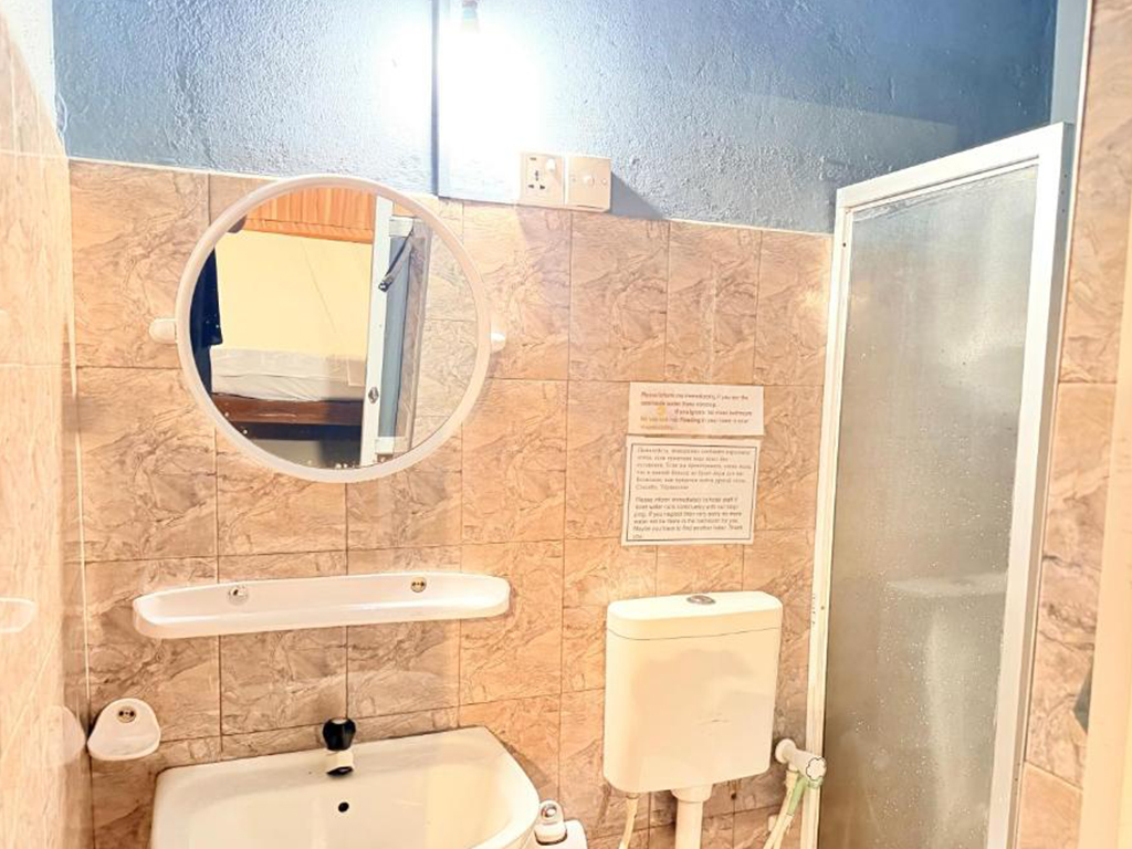 Washroom 5